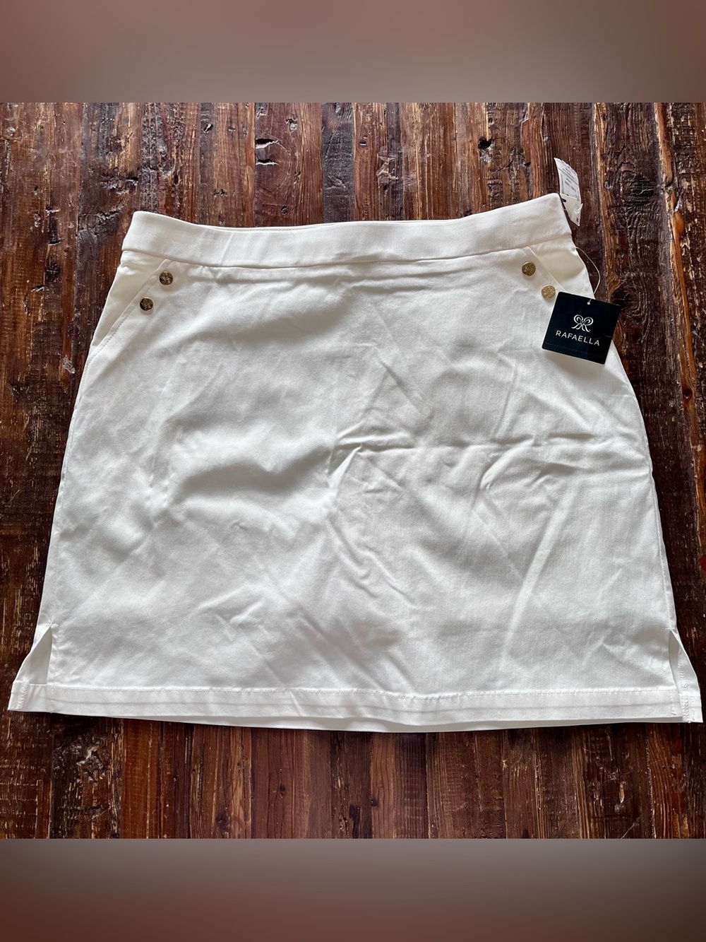Rafaella Snow White Sportswear Skort with Gold Buttons Sz 10 NWT